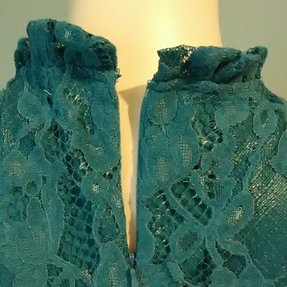 FINALSALE NWT Nanette Lepore Lace Tank Top. Size S - Picture 4 of 6